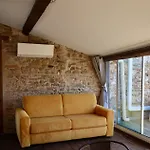 El Castell Embruixat Saint-Hippolyte (Pyrenees-Orientales)