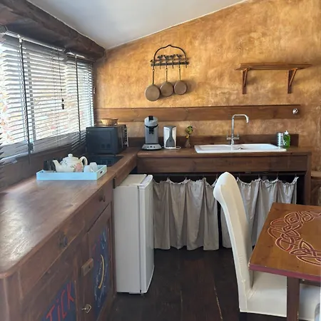 El Castell Embruixat Affittacamere 4*